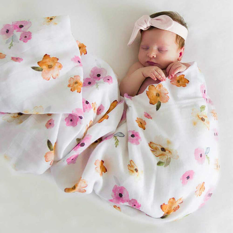 10 ways to use our Organic Muslin Wraps - Snuggle Hunny