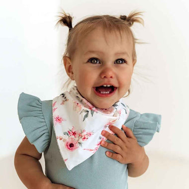 Camille Organic Dribble Bib-Snuggle Hunny