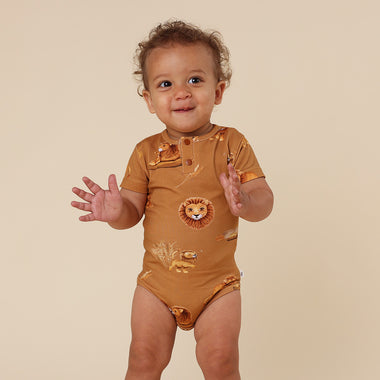Roar Short Sleeve Organic Bodysuit | Snuggle Hunny