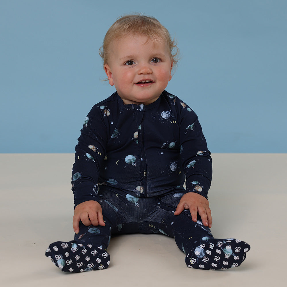 Milky Way Organic Snuggle Sleepsuit Zip Footie - View 9